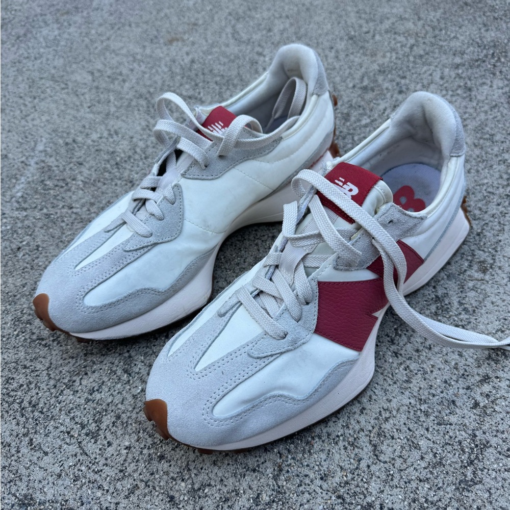New Balance White & Red Retro-Style Runner Sneakers - Picture 2 of 5